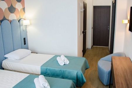 Супериор 2-местный 1-комнатный (с балконом)