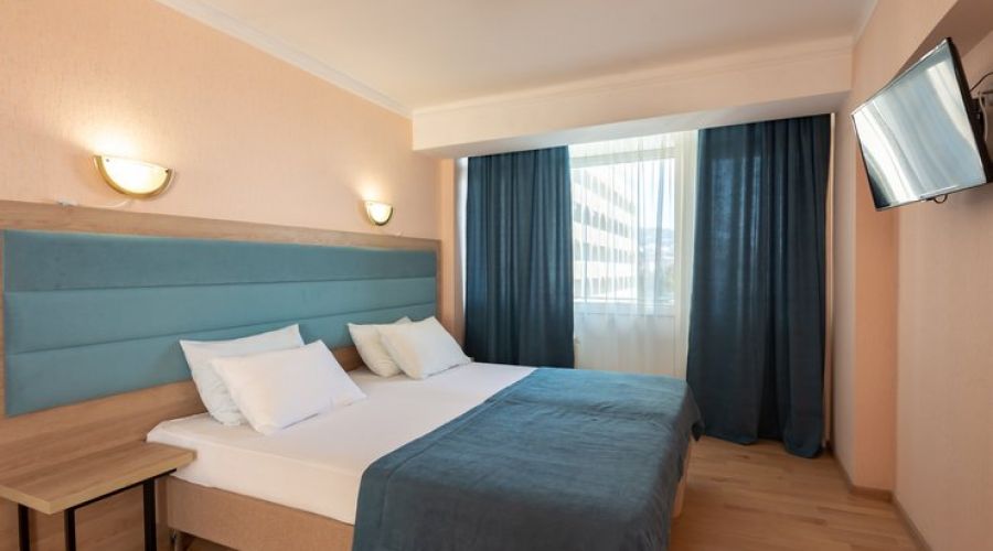 Апартаменты 2-местный 2-комнатный (с кухней)