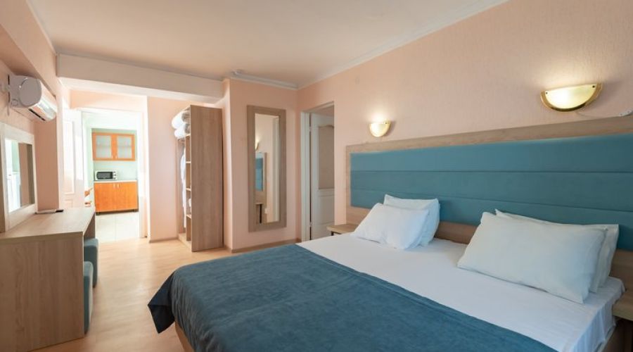 Апартаменты 2-местный 2-комнатный (с кухней)